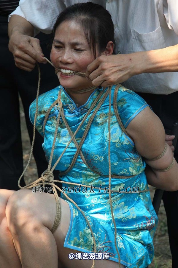 锐度主张 - 第六届锦绣江南-蓝旗袍椅绑女M会员：瓶儿 第 29 张图片