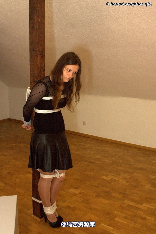 bound-neighbor-girl - Guest Romy - For the first time tied up in the office 2 第 42 张图片
