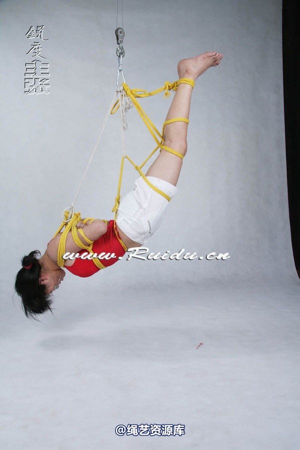 锐度主张 - 婷婷和嫣儿KB悬吊 第 275 张图片