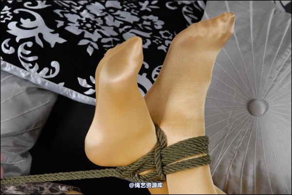 simplytied - Seamed Gold Wolfords 第 39 张图片