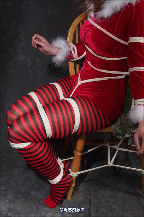 simplytied - Santas helpers change 第 22 张图片