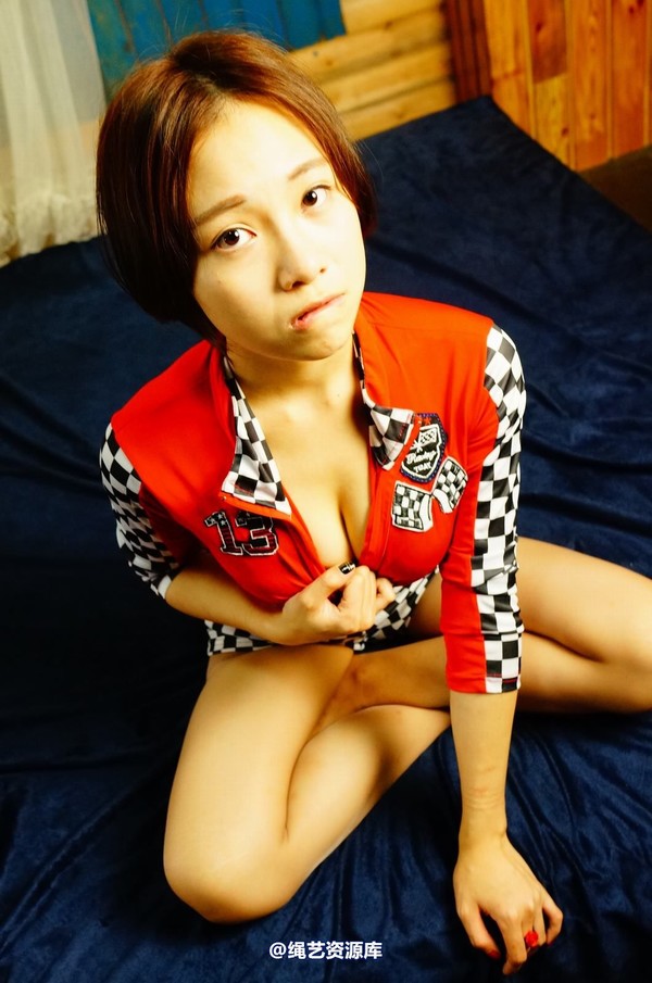 dk13美束馆 - 9.16-小仙儿赛车女郎-A120P 第 108 张图片