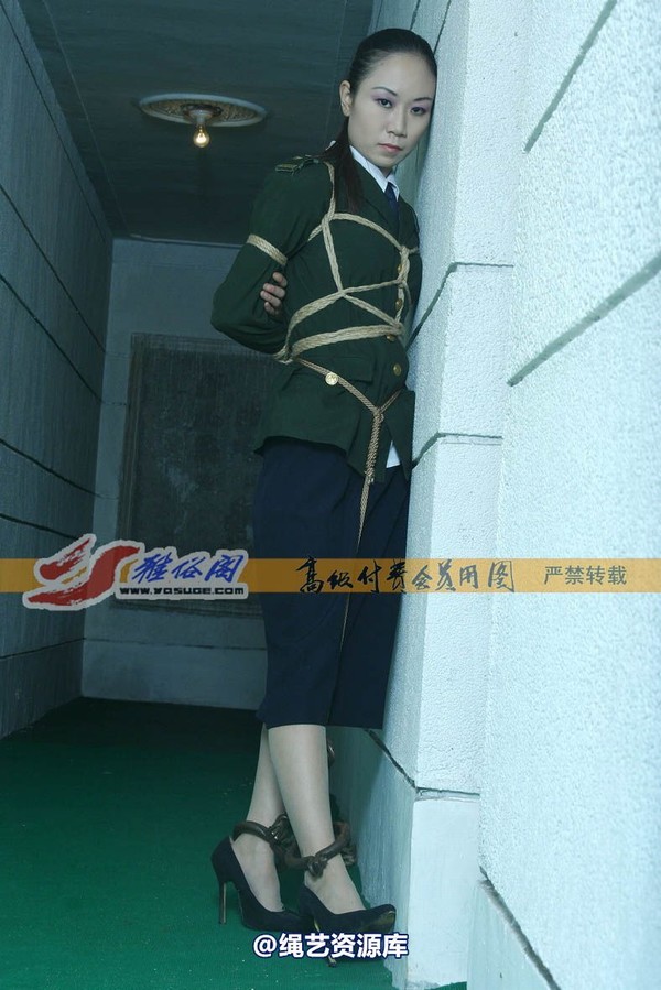 雅俗阁 - 20070419雅雯警服 第 39 张图片