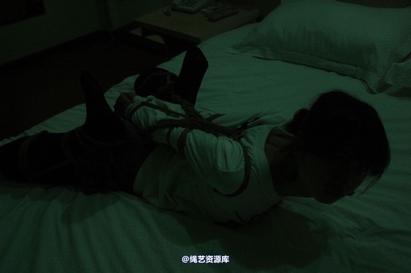 唯美之家 - 2010-10-22冉冉学生制服 第 4 张图片