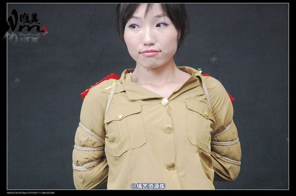 唯美之家 - 2008-08-06水柔军装 第 88 张图片