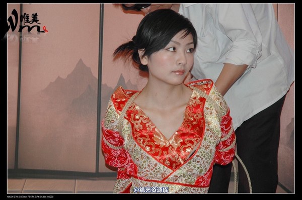 唯美之家 - 08-05-29盈盈汉服-护士装 第 112 张图片