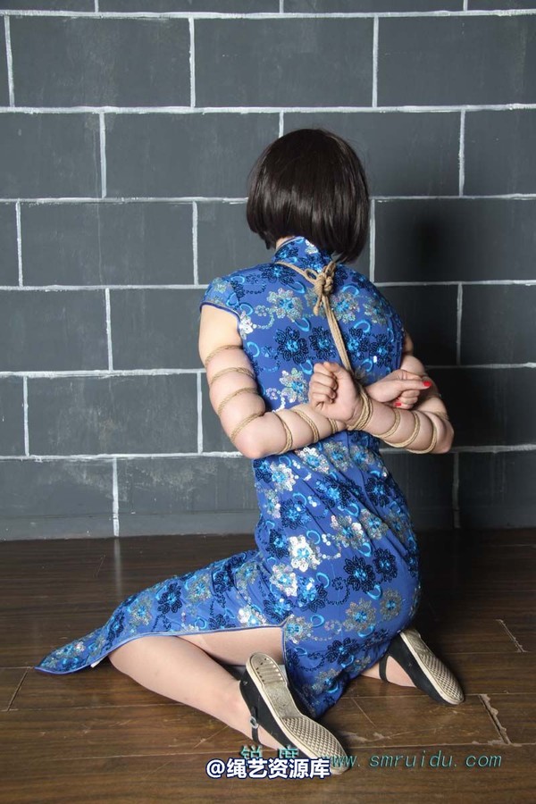 锐度主张 - 亮片旗袍模特：碧菡 第 37 张图片