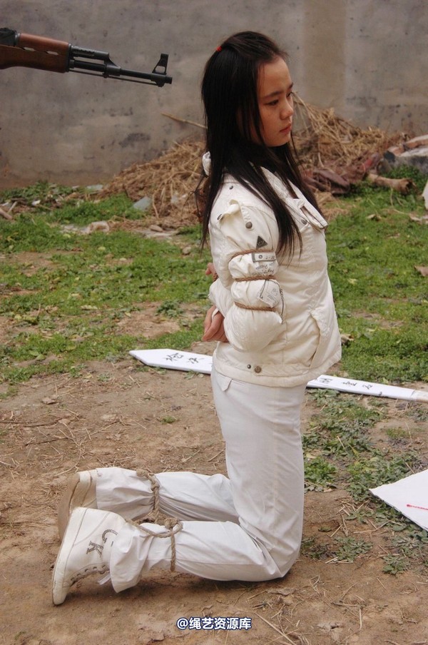 mj影视 - 安娜刑场2013-04-13 第 121 张图片