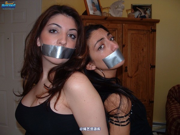 boundhotties - SYDNEY & MERCEDES 第 17 张图片