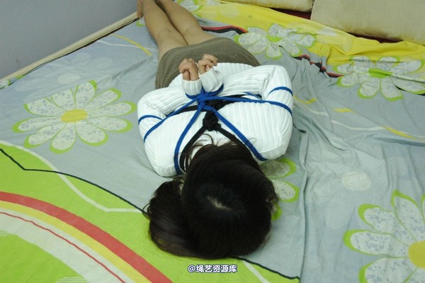 唯美之家 - 晓欣白毛衣 第 63 张图片