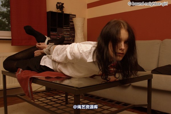 bound-neighbor-girl - Tanja - At home tied up 2 第 2 张图片