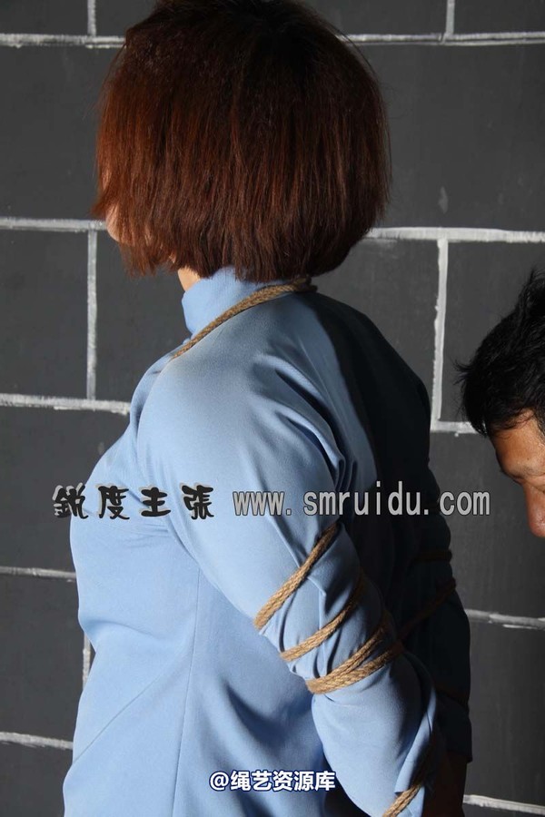 锐度主张 - 监房五四装捆绑模特：瑶瑶 第 8 张图片
