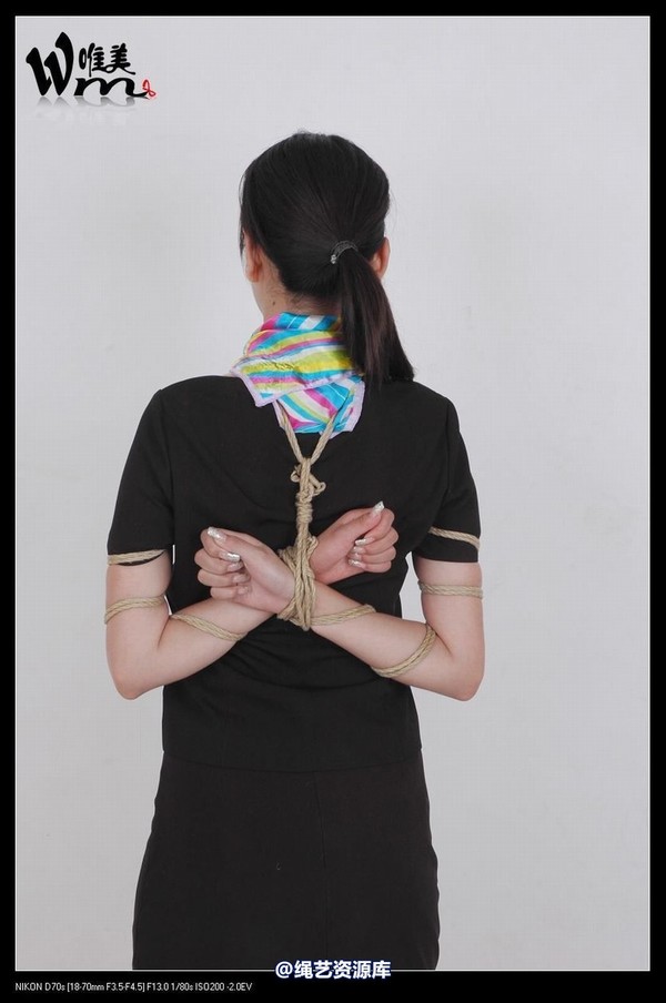 唯美之家 - 09-8-23兰玉制服捆绑 第 3 张图片