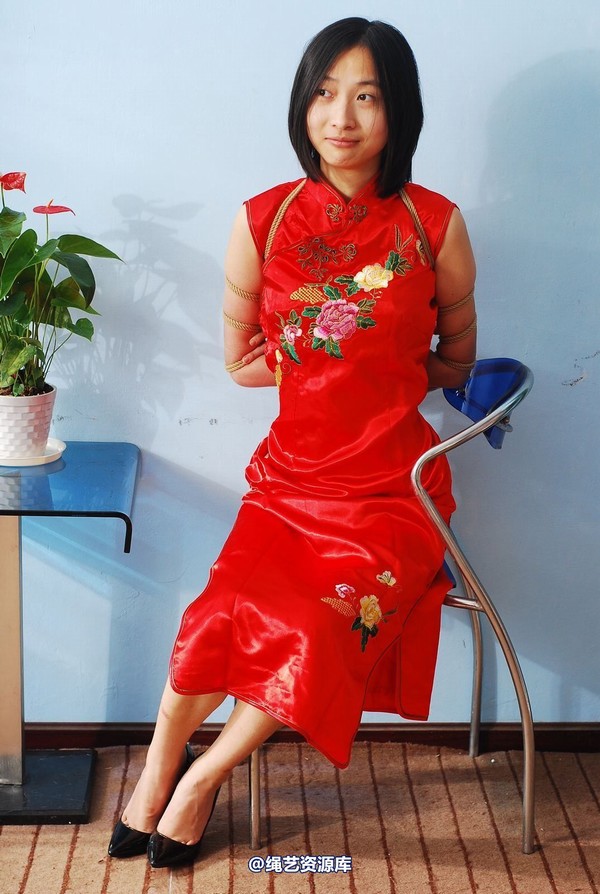 唯美之家 - 白雪试服装4 第 35 张图片