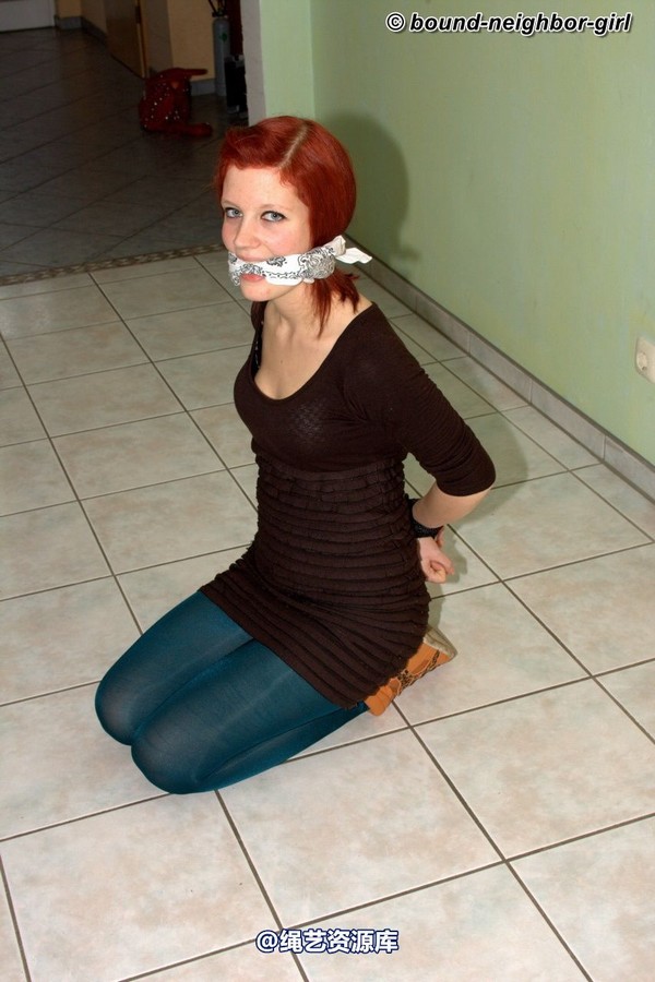 bound-neighbor-girl - Melina - Tied at home 1 第 32 张图片