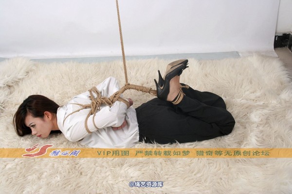 雅俗阁 - 2013-NO.11Model 雅曼 第 27 张图片