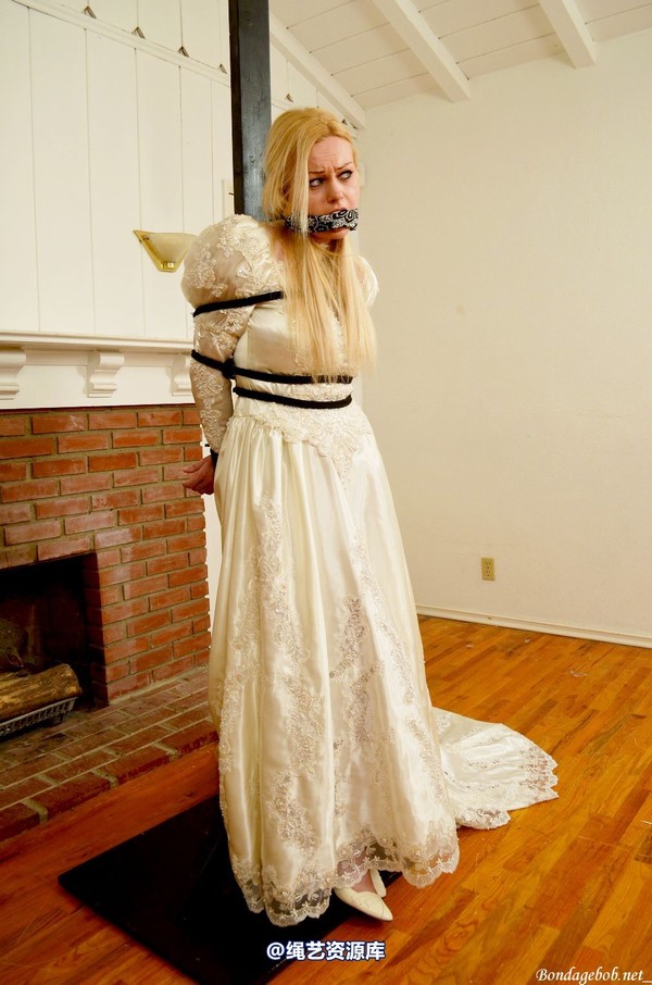 bondagebob - Martina Warren Bride 第 137 张图片