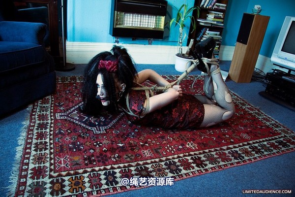 limitedaudience - 2008 andromedax hogtied 第 16 张图片