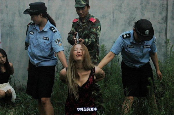 mj影视 - “XX市夏季严打活动纪实”剧照 第 70 张图片