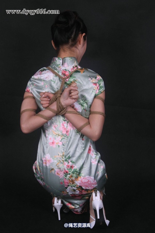 典雅倩影 - 093-忆君眼前如见君，瑶草芳兮思芬蒀 第 127 张图片
