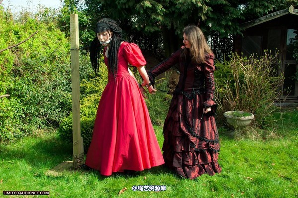 limitedaudience - 2011 catya lex eleven captive countess 2 第 21 张图片