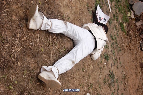 mj影视 - 安娜刑场2013-04-13 第 196 张图片