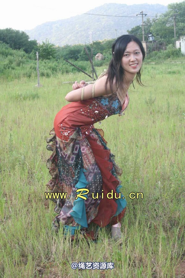 锐度主张 - 20070818第29期 宝宝草地漫舞图片 第 189 张图片