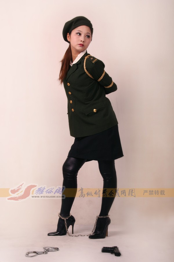 雅俗阁 - 20060422雅思警服(2) 第 7 张图片