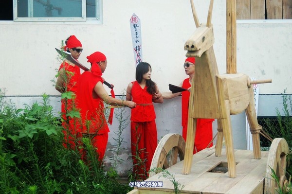 mj影视 - 血的代价-红罪衣刑场木驴斩－梅晓芳2013-08-26 第 206 张图片