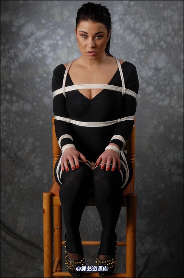 simplytied - C in Black cat 第 9 张图片