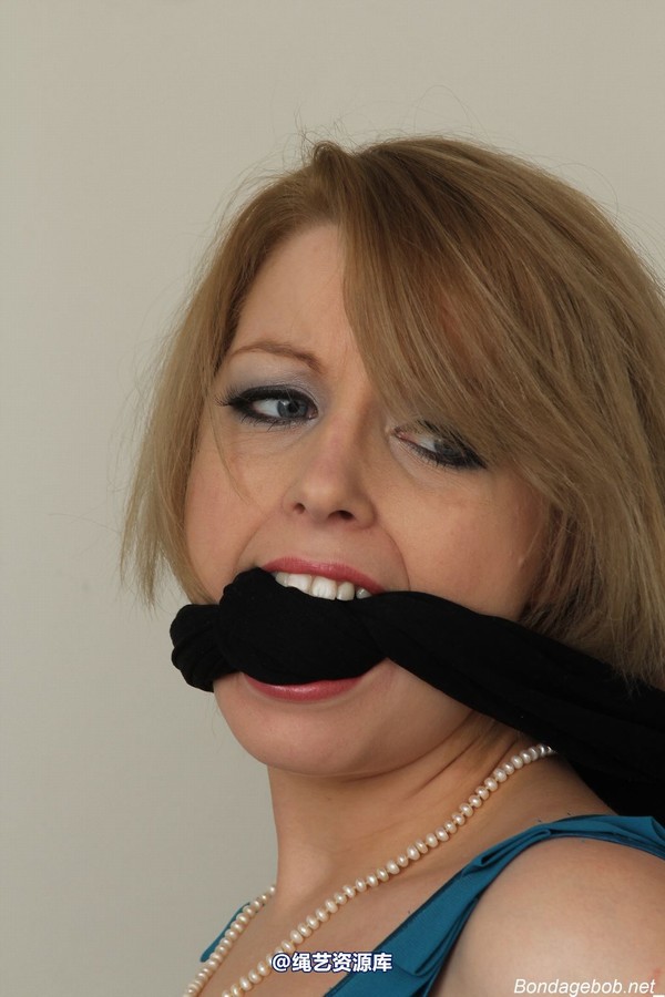 bondagebob - Temptress Kate Pantyhose gag 第 37 张图片