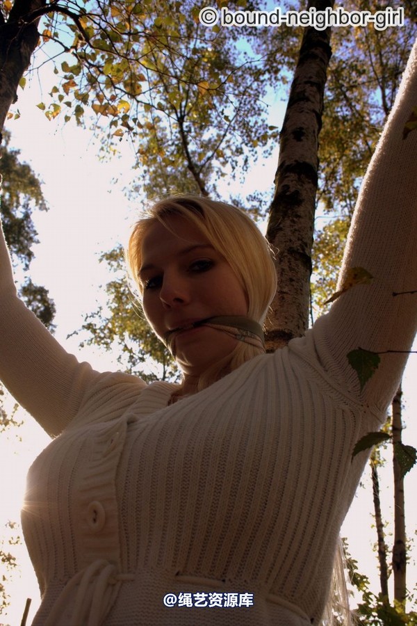 bound-neighbor-girl - Bambi - Tied up in the autumn woods Part 2 第 43 张图片