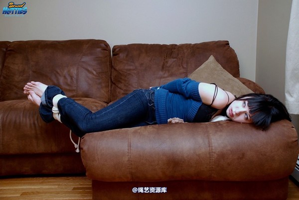 boundhotties - Britney 4 第 1 张图片