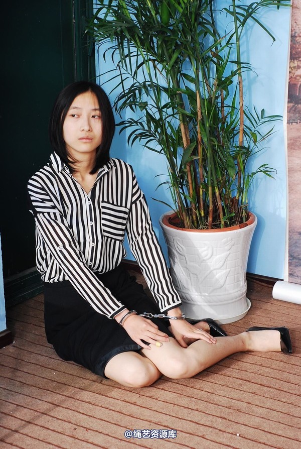 唯美之家 - 白雪试服装12 第 61 张图片
