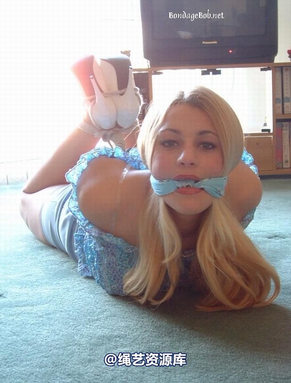 bondagebob - Linda Murray Don't be blue! 第 19 张图片