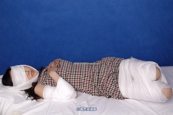 丽柜美束 - 2006-10-17 第 44 张图片