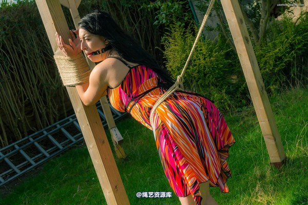 limitedaudience - 2015 stacey von booty tooch 2 第 12 张图片