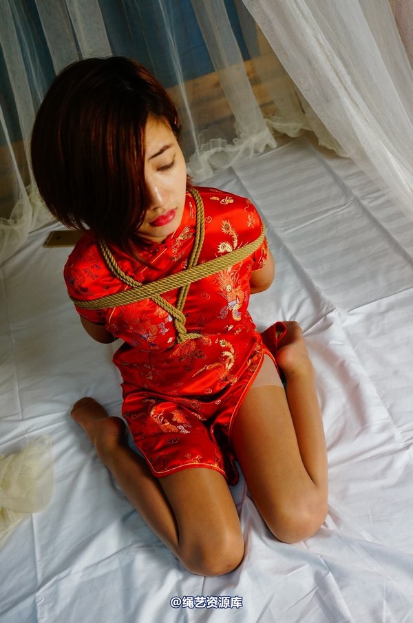 dk13美束馆 - 9.13-小宝红旗袍B-120P 第 29 张图片