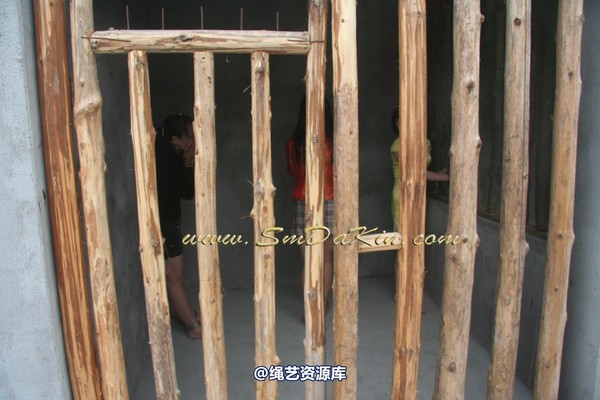 锐度主张 - 2009年第二十期镣铐图（2009.5.10） 第 31 张图片