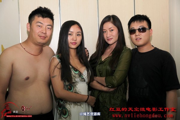 红豆的天空 - 红豆与馨怡 第 1 张图片