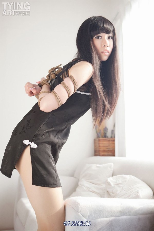 禁忌摄影 - No.097 Chinese Dress & Gag 1 - Yuko 第 2 张图片