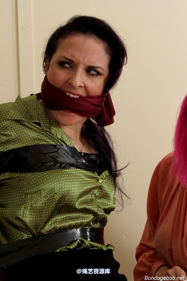 bondagebob - Caroline Pierce Temptress Kate The Intervension 第 77 张图片