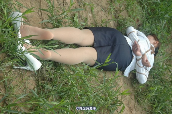 mj影视 - 血的代价执行刑场 失禁战栗2013-08-26 第 116 张图片