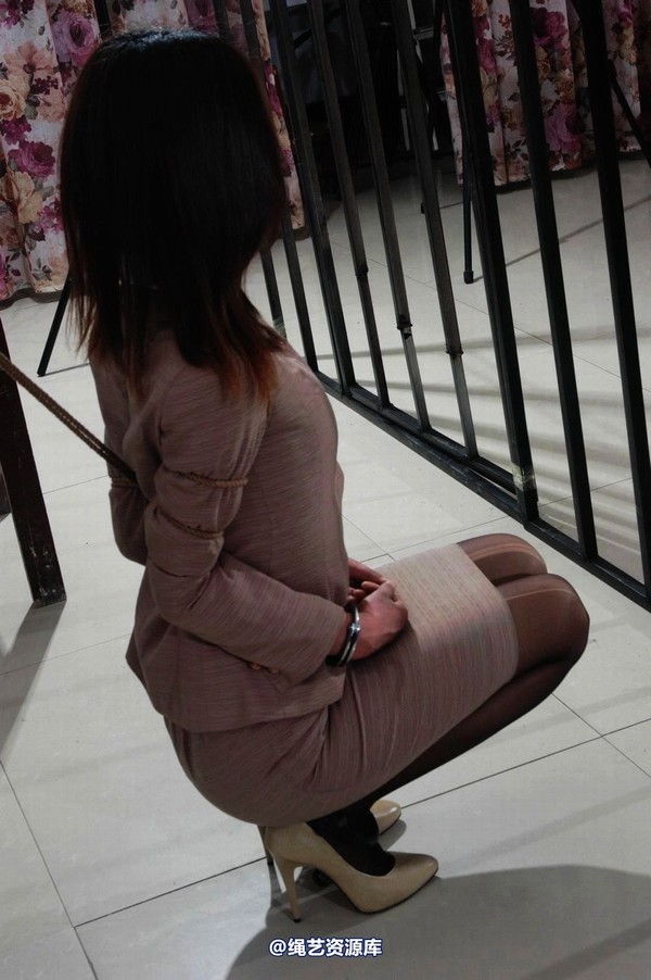 mj影视 - 倾心职务犯罪－押解绳-2013-03-28 第 353 张图片