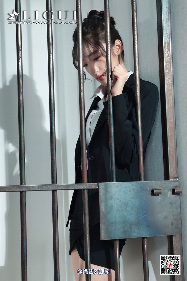丽柜美束 - 2019-02-15 OL麻绳惩戒 王欣竹 第 6 张图片