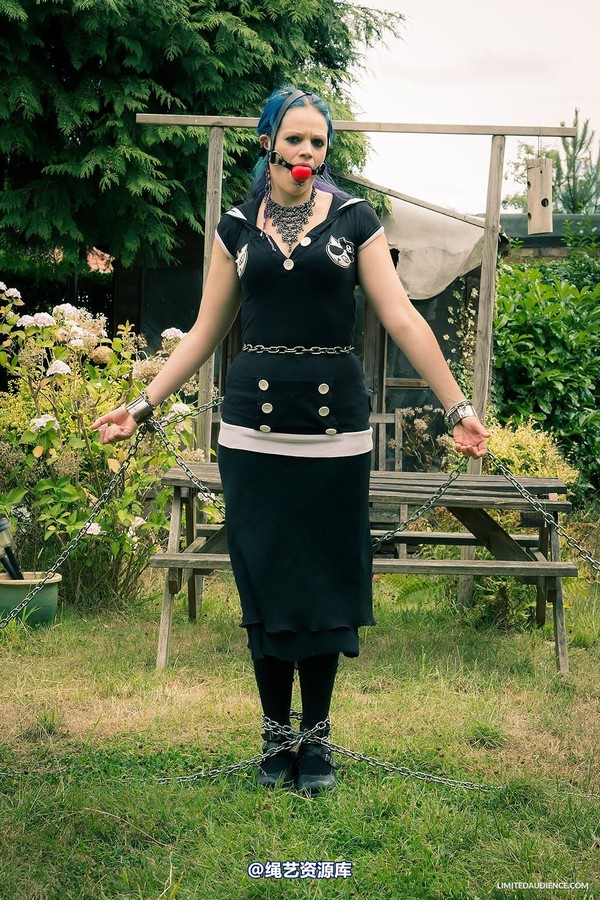 limitedaudience - 2013 beckykat chained 第 30 张图片
