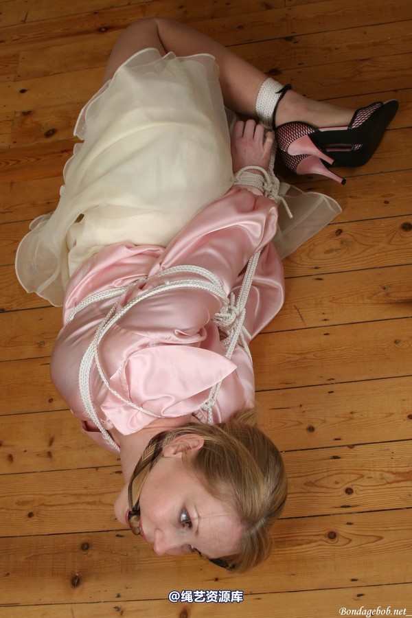 bondagebob - Missey Girly tied tight 第 82 张图片