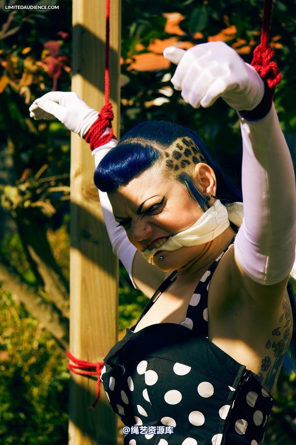 limitedaudience - 2013 raevan spread outdoors 2 第 20 张图片