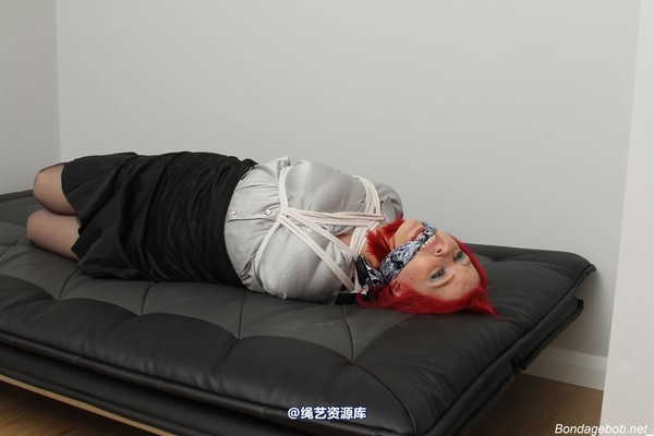 bondagebob - Temptress Kate Harsh Hogtie 第 141 张图片