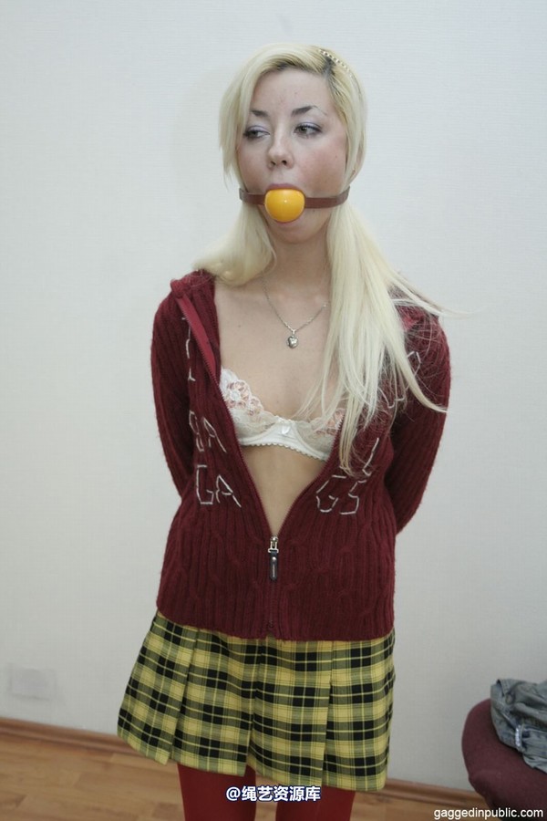 gaggedinpublic - gip008 第 74 张图片